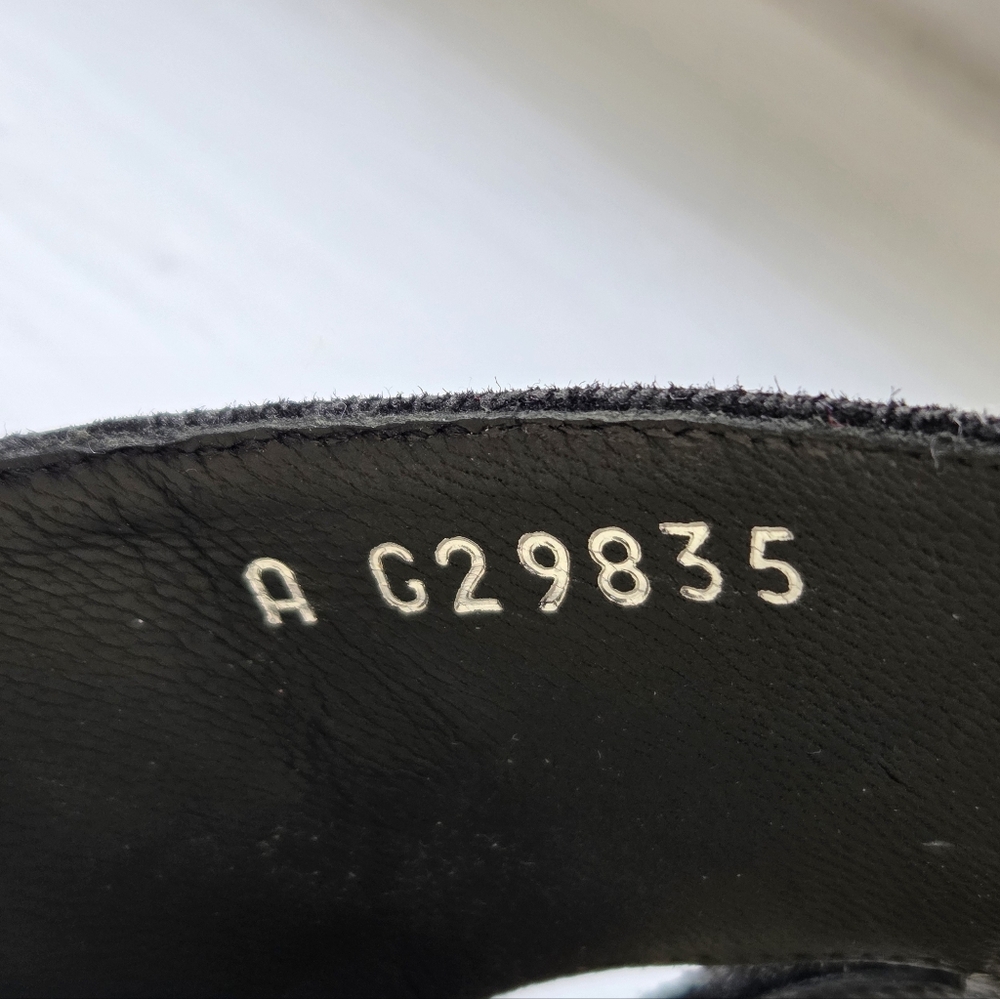 Chanel CC Logo Pearl Embellished Black Suede Slingback Heels EU 40 G29835 - Picture 10 of 13